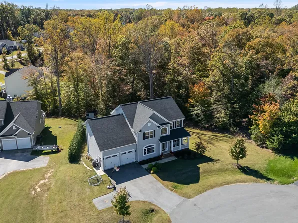 2409 Senate Ct, Prince Frederick, MD 20678