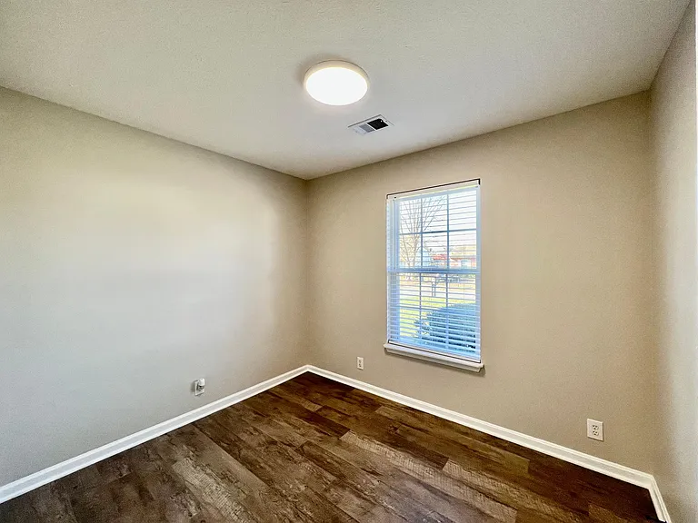 9005 Jessica Leigh Dr — Photo 12