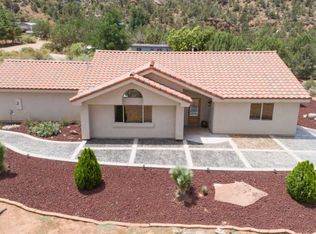 1627 N Apple Valley Dr, Apple Valley, UT 84737