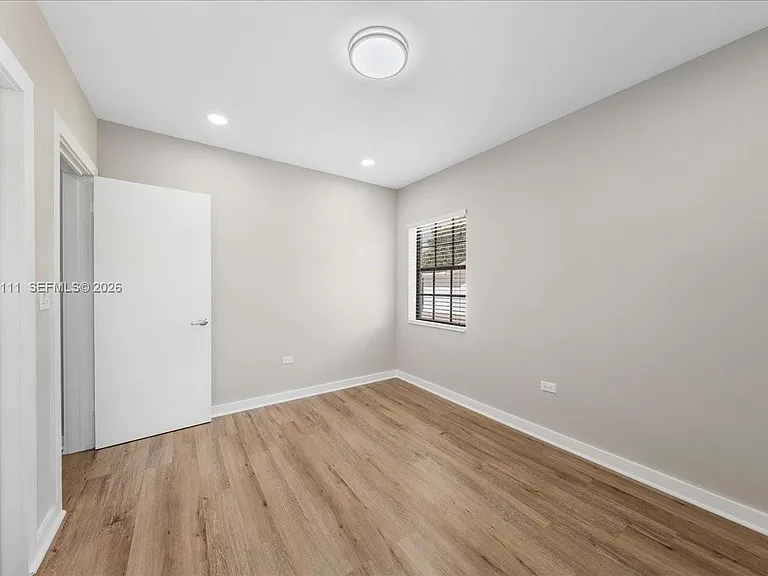 7705 SW 66th St — Photo 33