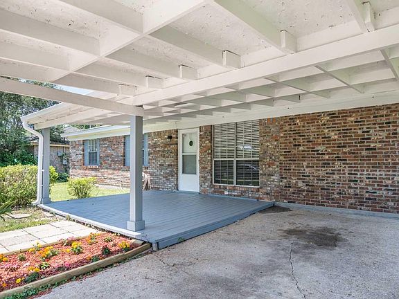 3rd image of 5789 Wickford Ln