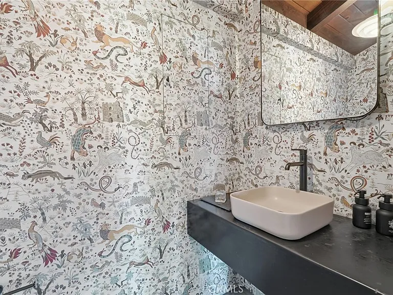 20110 Observation Dr — Photo 16