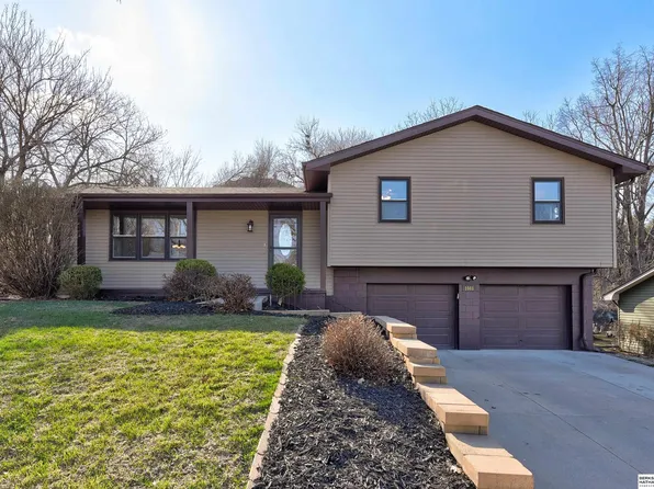 1081 S 16th Ave, Blair, NE 68008