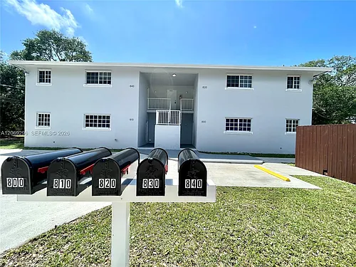 800 SW 10th Ave #830 Photo 1