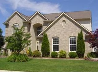 6778 Anna Dr #135, Van Buren Township, MI 48111
