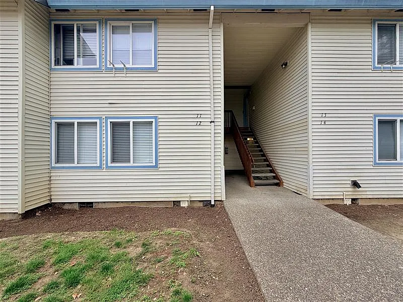 13066 SE Powell Blvd #12