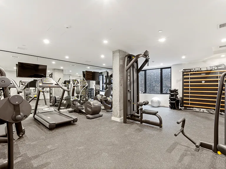 860 Lorimer St #1A — Photo 7