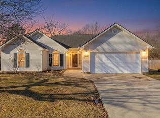 182 Century Dr, Rossville, GA 30741