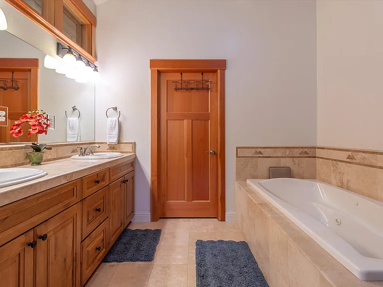 11731 Hope Ct — Photo 27