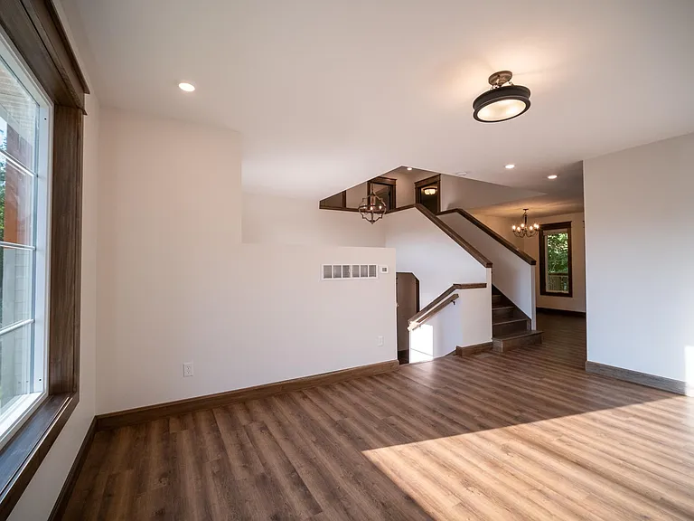 927 E Miller Dr — Photo 22