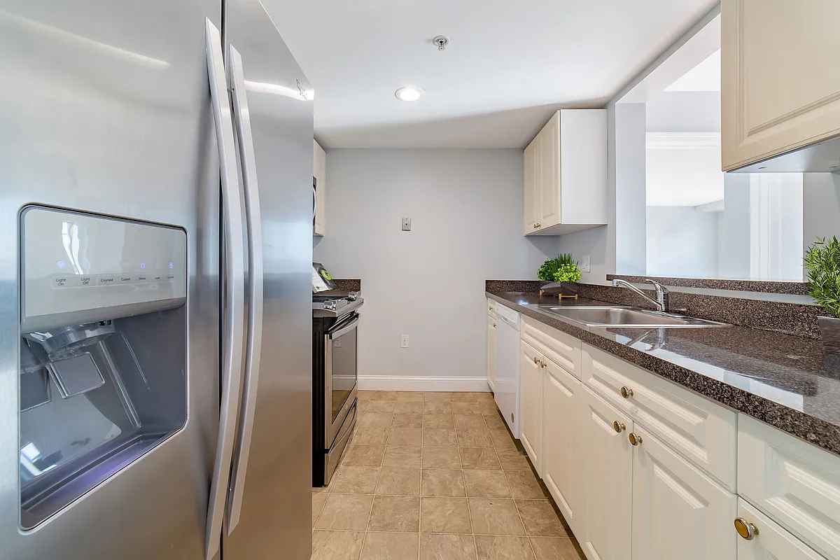 Building Photo - Metro Rentals, LLC
