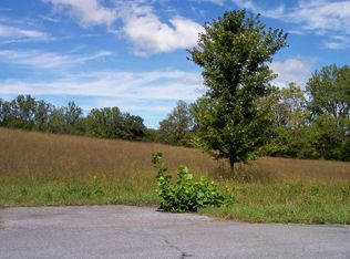 100 Maury Ridge Dr, Buena Vista, VA 24416