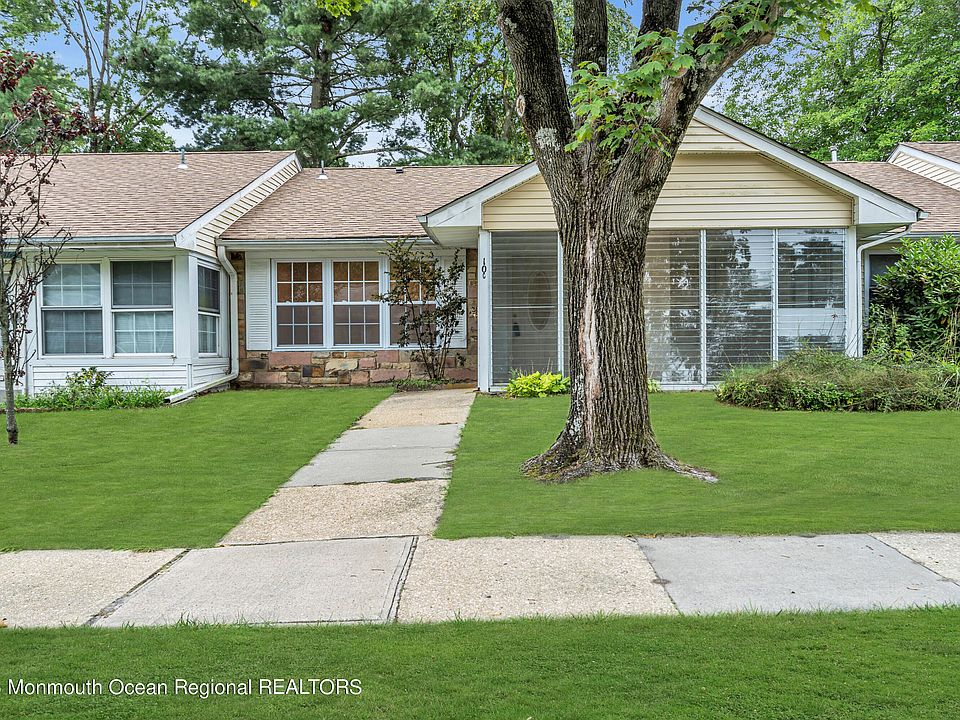 1st image of 10C Carnation Drive
