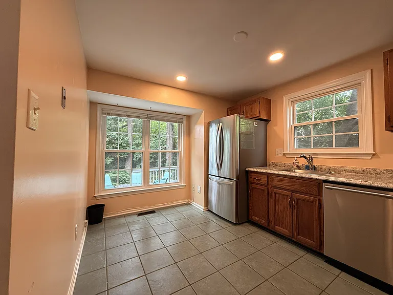 3057 Braxton Wood Ct — Photo 2