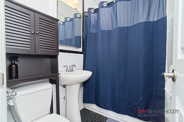 Rented by Keller Williams NYC | media 13