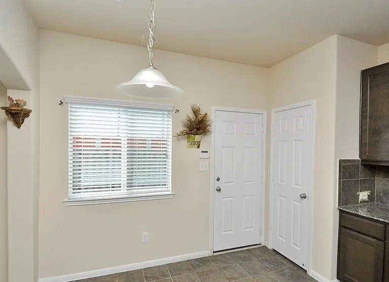 7302 Autumn Sun Dr — Photo 8