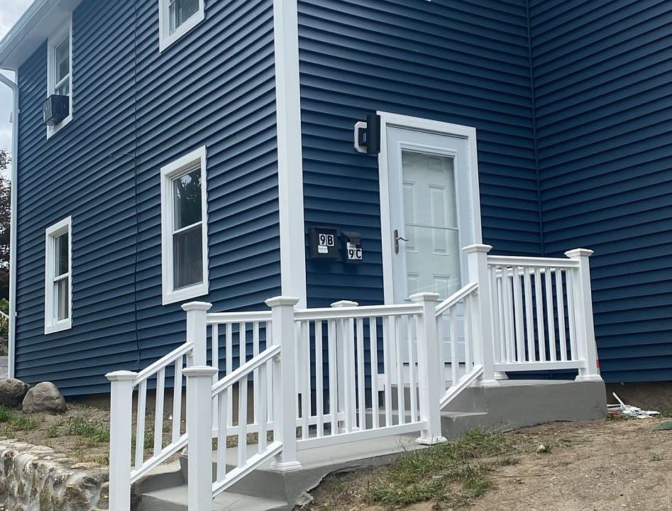 1st image of 9 Fields Ave
