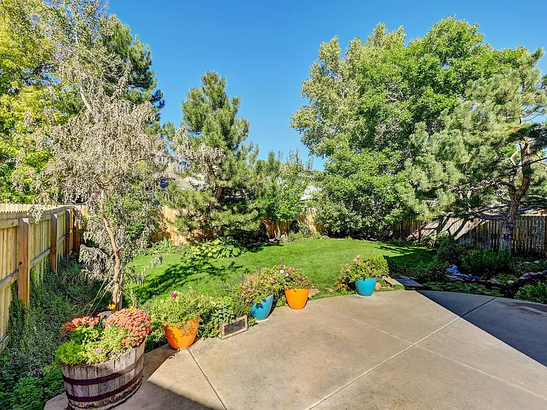 12737 W Aqueduct Dr — Photo 25