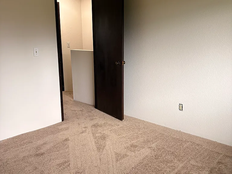 7540 SW 71st Ave — Photo 5