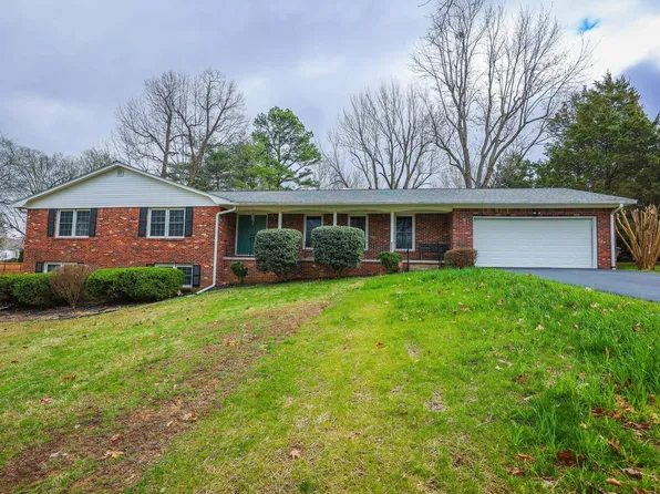 250 Charlotte Ann Dr, Paducah, KY 42001