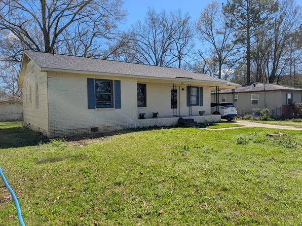 1826 Emanuel Ave, Gadsden, AL 35904