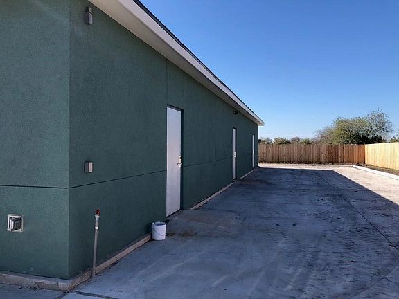 4th image of 5518 Curtis Clark Dr #2