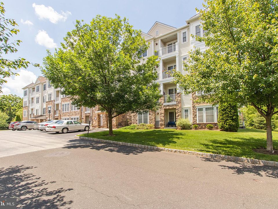 1st image of 2303 Lilac Ct