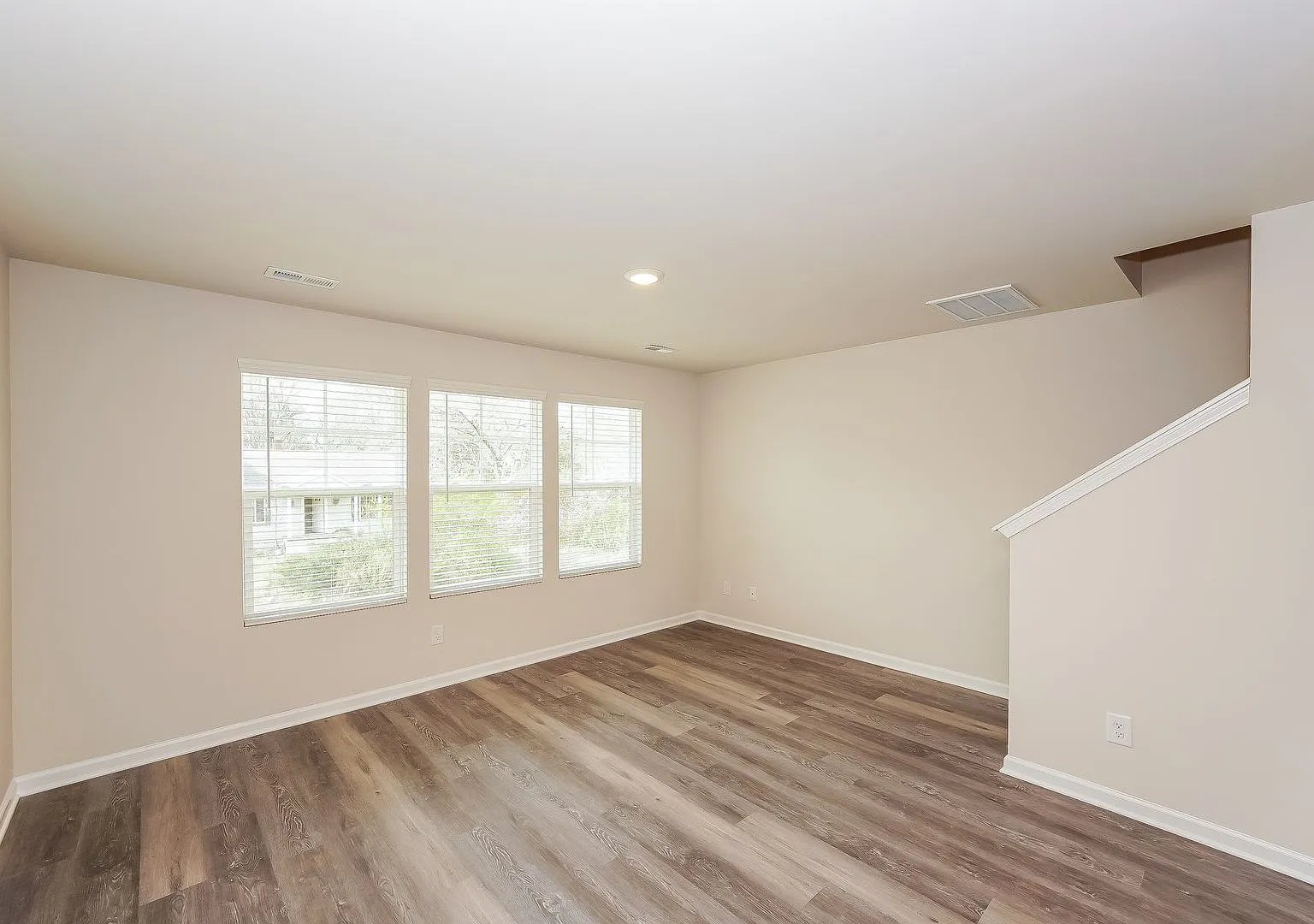 3-Bedroom, 3.5 Bath Townhome for Rent in Mooresville, NC | Attached Garage & Modern Kitchen — Photo 4