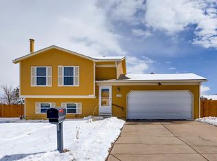 1520 S Bahama St, Aurora, CO 80017