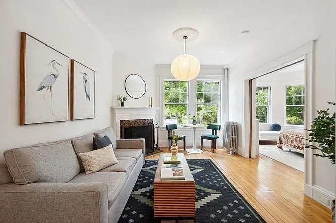 7 Linnaean St #1 — Photo 2