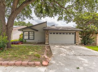 11826 Greenwood Village Dr, San Antonio, TX 78249