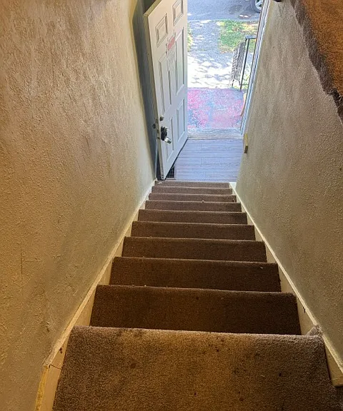 724 W 3rd St #2 — Photo 8