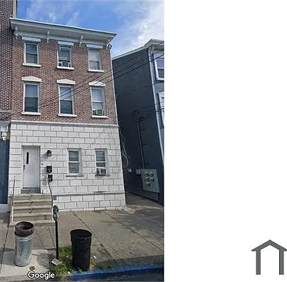3 bed, 1005 sqft, $1,595 — Photo 2