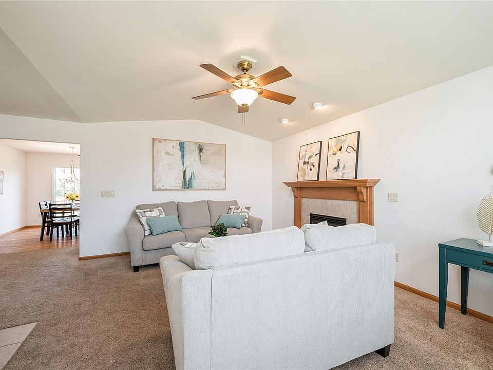 1st image of 2622 Navajo Ave SW