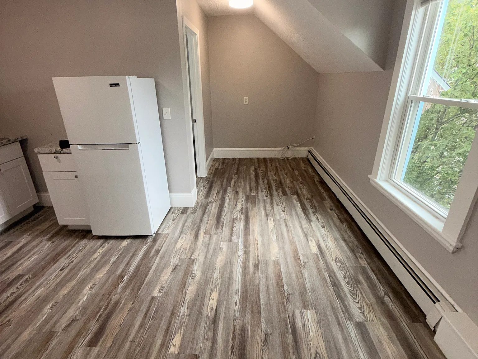 Studio, 400 sqft, $1,550 — Photo 3