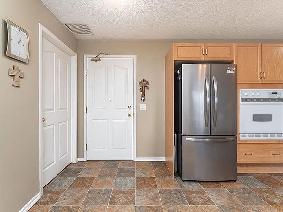 4th image of 16303 95th St NW #221