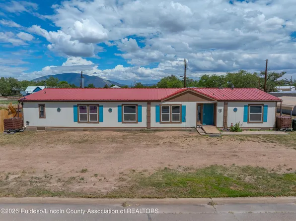 709 & 711 East Ave, Carrizozo, NM 88301