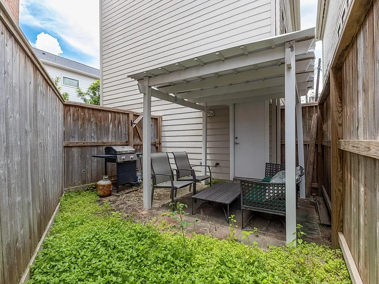 5207 Cornish St — Photo 32