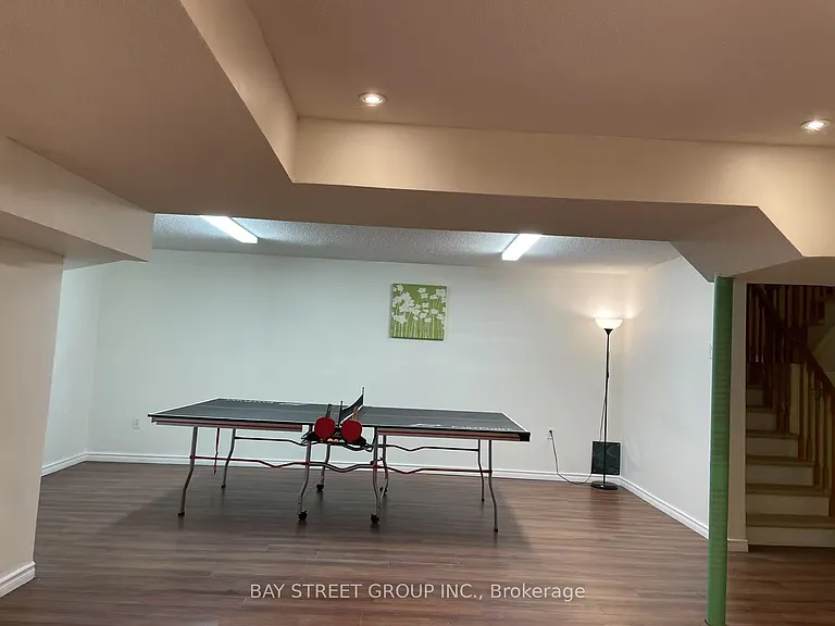 2589 Addingham Cres — Photo 17