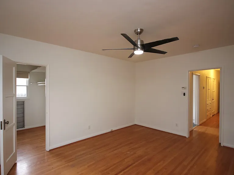 412 N Campbell Ave — Photo 21