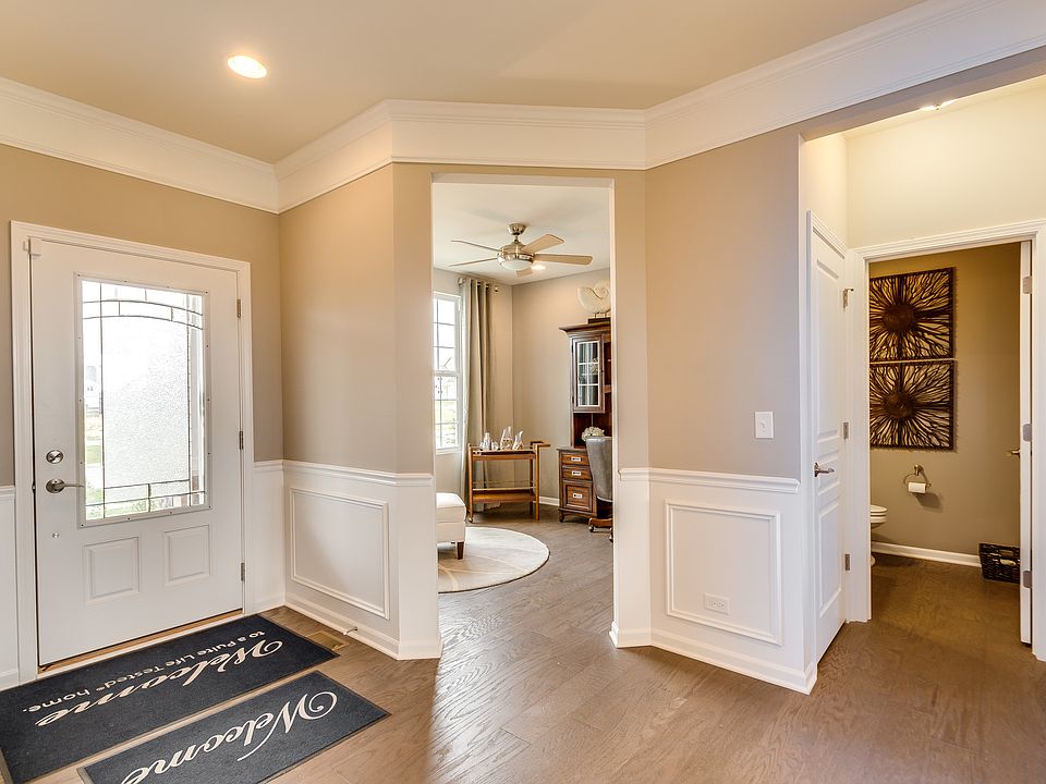 1st image of 716 Heartland Ln