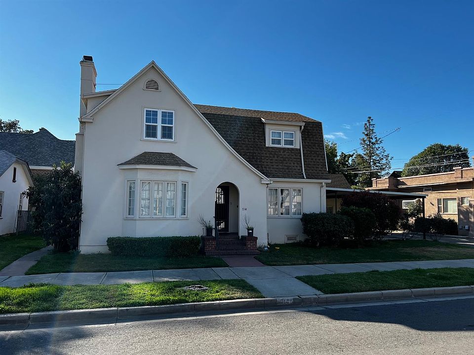 1st image of 714 8th St