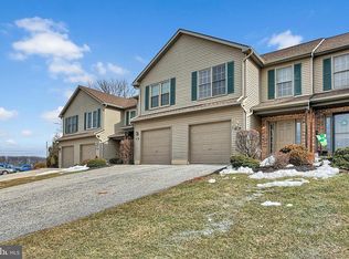 116 Oak Ridge Dr, York, PA 17402
