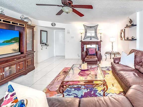 4th image of 1000 S Ocean Boulevard #18B