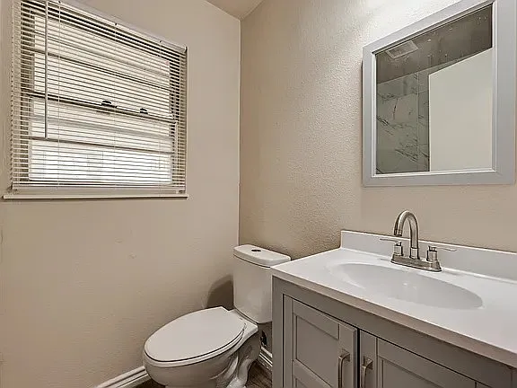 165 Eisenhower Blvd #A — Photo 13