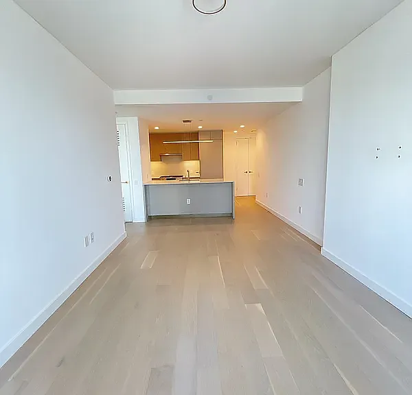 3 Court Sq #2607 — Photo 2