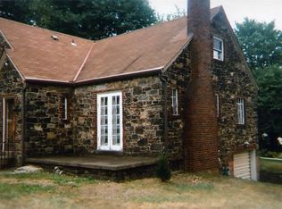 1212 Powers Run Rd, Pittsburgh, PA 15238