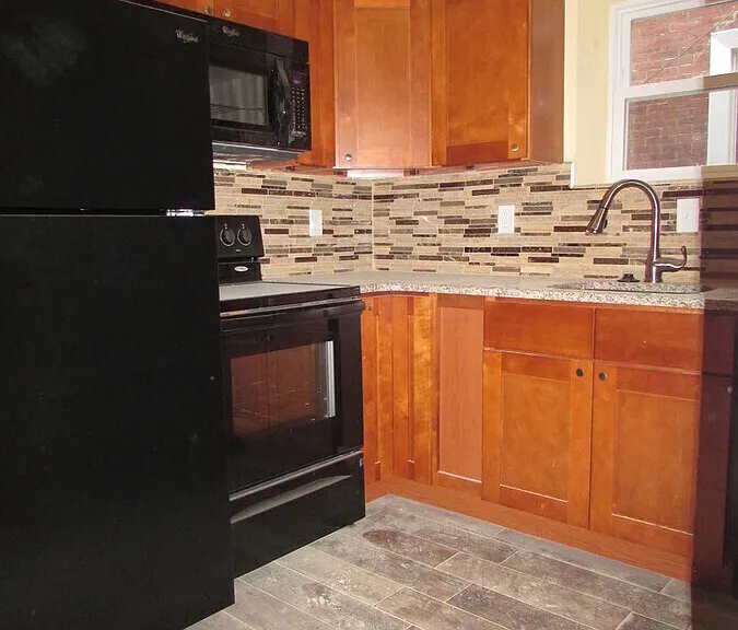 4011 Green St #2 — Photo 1
