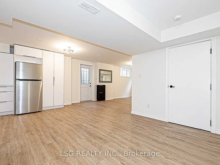 25 Briardale Pl — Photo 2