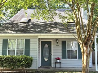 306 N Grove Cir, Brandon, MS 39047